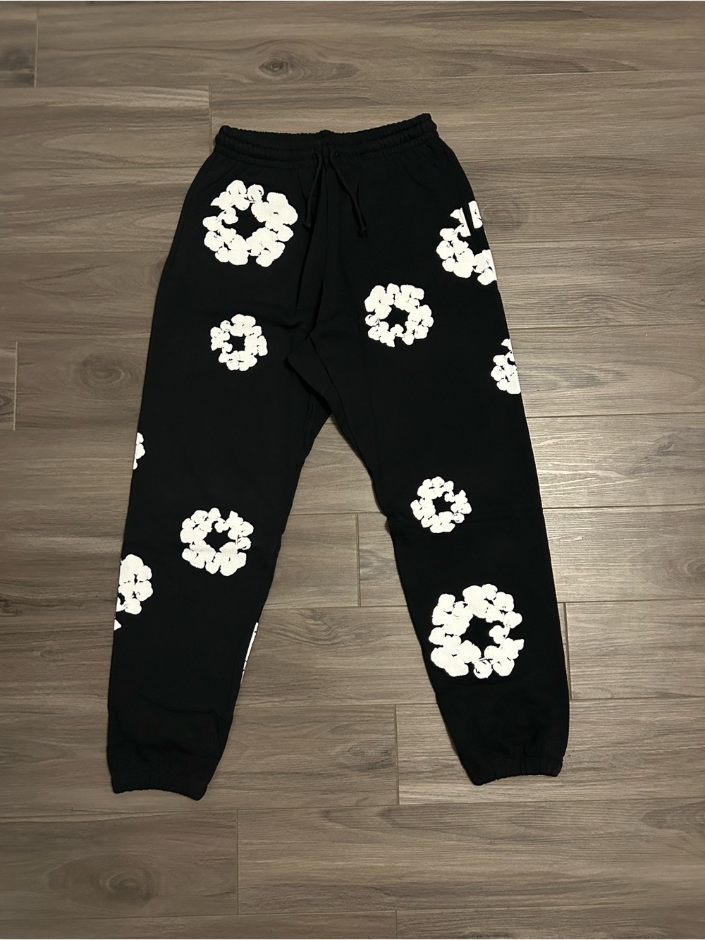 Denim Tears Black Cotton Wreath Sweatpants Brand New